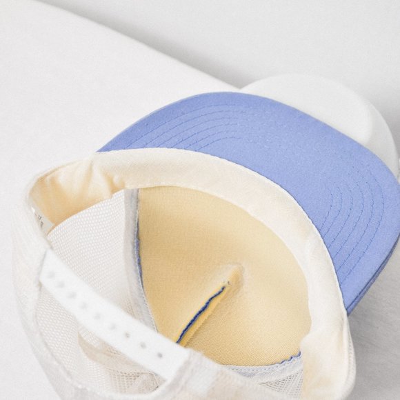 Vintage Hawaii Rainbow Snapback Trucker Hat - Picture 4 of 5